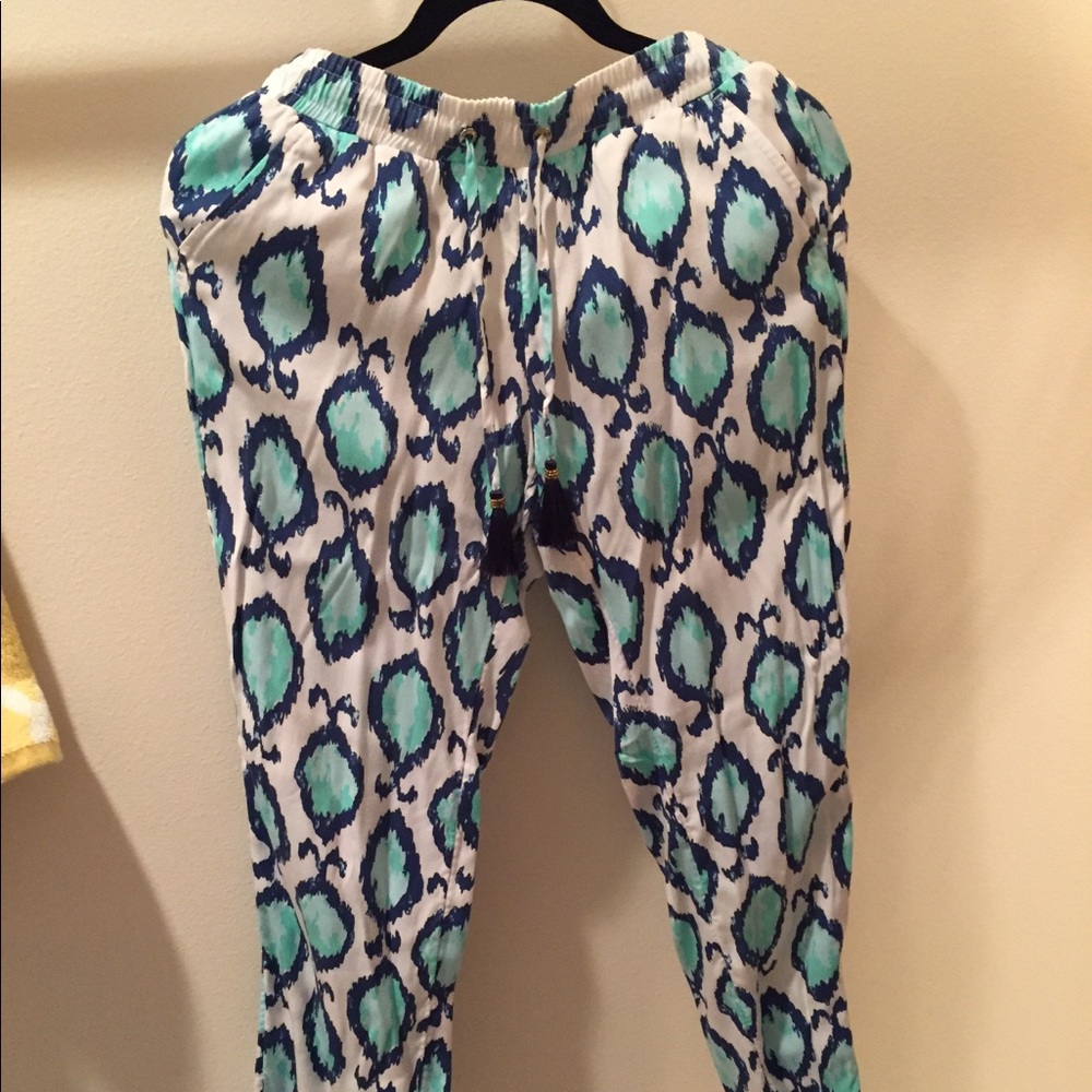 VGUC Lilly pulitzer jogger style drawstring pants